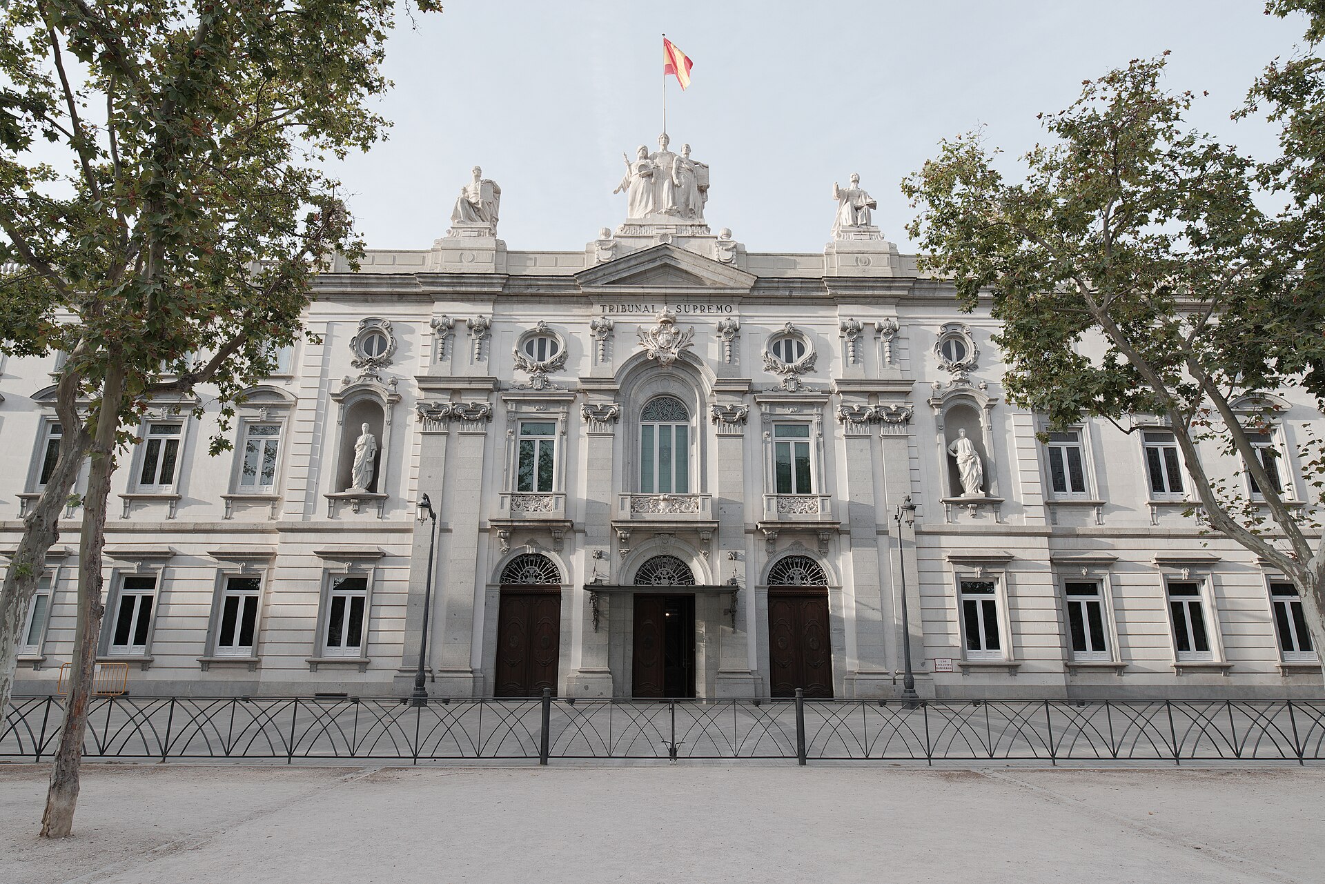 Fachada del Tribunal Supremo de España, en Madrid